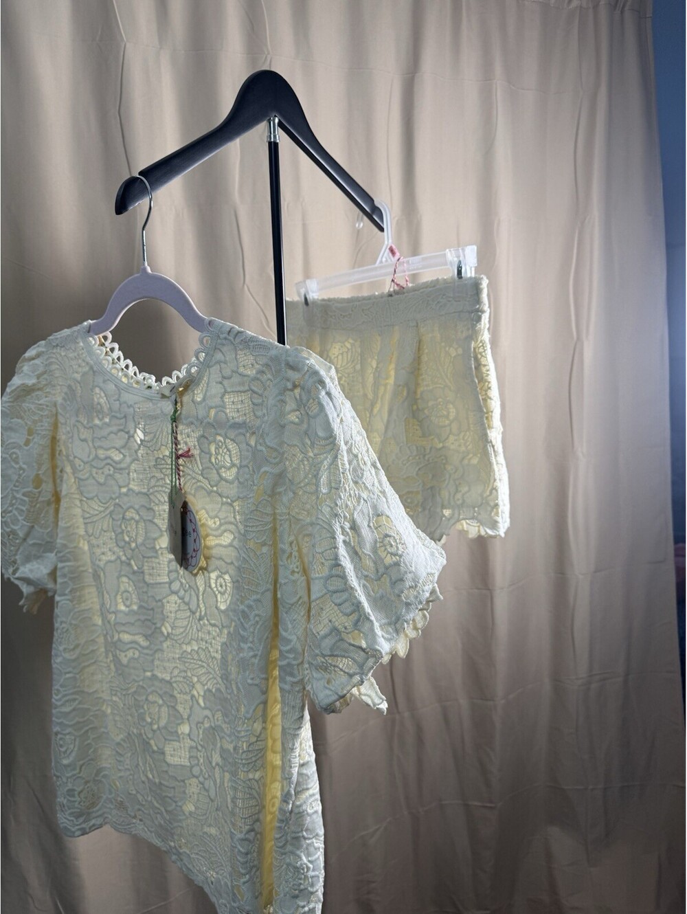 NWT Umgee Small Ivory Floral Lace Puff Sleeve Top Shorts 2 Piece Set K8673 - Picture 9 of 10
